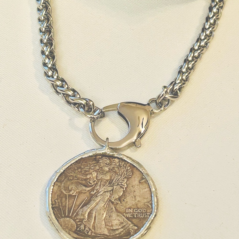 Silver Coin Pendant Necklace Lady Liberty - Picture 8 of 9